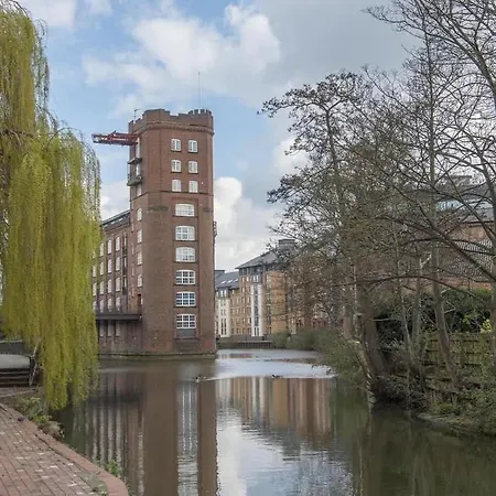 Chocolets - The Cosy *